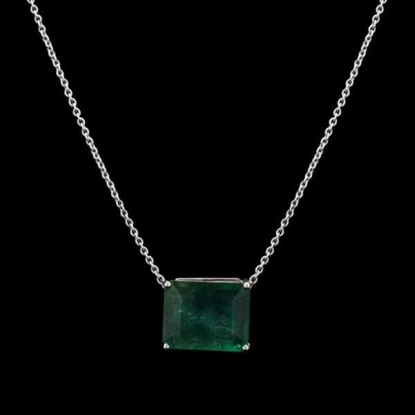 Elegant Green Pendent