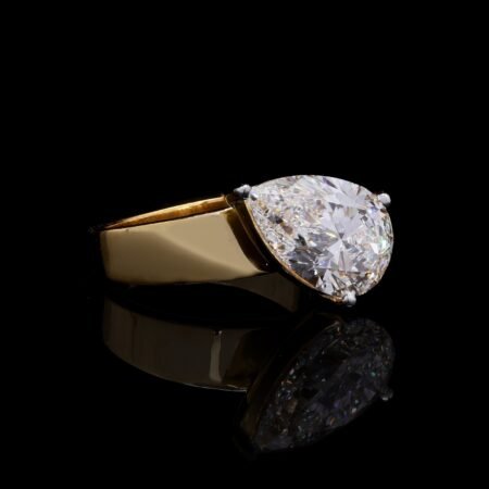 Pear solitaire men ring